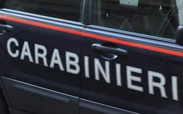 Piacenza, il caso Morellato, padre di due gemelline di due anni costrette a vivere in auto perché senza casa e arrestato con l'accusa di essere a capo di una banda dedita alle rapine, salito agli onori della cronaca nazionale dopo la sua partecipazione a “Pomeriggio 5”. In foto l'arresto di Morellato da parte dei carabinieri