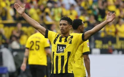 Dortmund show: 6-0 al Wolfsburg, Bayern torna a -1