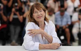 (FILES) British singer and actress Jane Birkin poses during a photocall for the film "Jane par Charlotte" (Jane By Charlotte) at the 74th edition of the Cannes Film Festival in Cannes, southern France, on July 8, 2021. Jane Birkin died it was announced on July 16, 2023. (Photo by Valery HACHE / AFP)