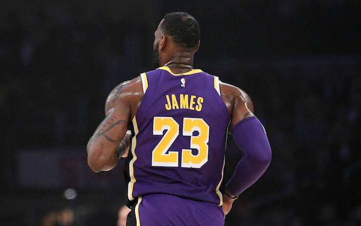 23 lebron james outlet