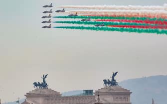 le Frecce Tricolori in volo