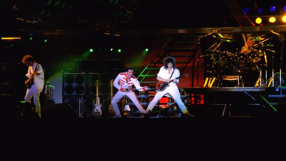 Hungarian Rhapsody – Queen Live in Budapest