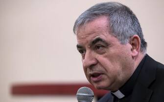 Mons. Angelo Becciu, sostituto della Segreteria di Stato vaticana, durante la presentazione "#OrdinaryHeroes", iniziativa internazionale basata sugli eroi di tutti i giorni, presso la Filmoteca Vaticana, Roma, 08 febbraio 2018. ANSA/ANGELO CARCONI