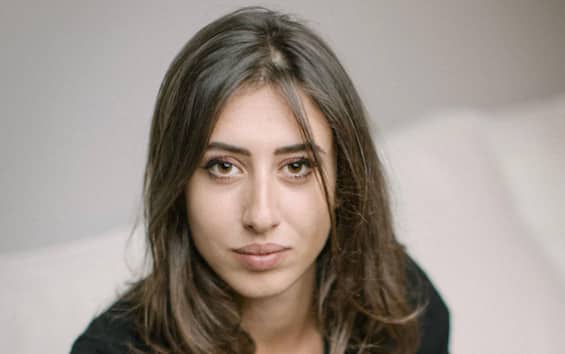 Iran, Cecilia Sala e la prigionia: "Mi hanno portato bendata alla gru per le impiccagioni"