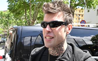 Fedez al suo arrivo al tribunale di Piazzale Clodio a Roma per l udienza davanti al GUP, Roma, 6 maggio 2024. ANSA/CLAUDIO PERI