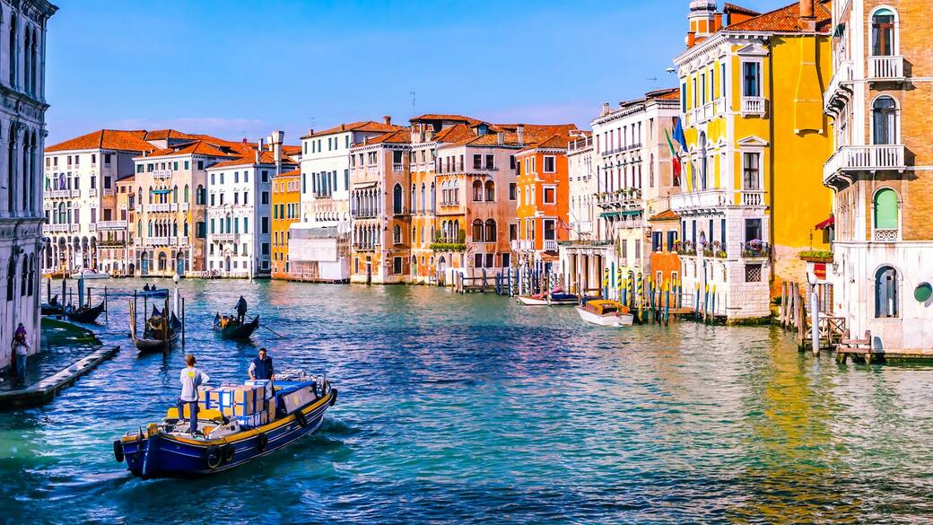Venezia. Foto di Kit Suman su Unsplash