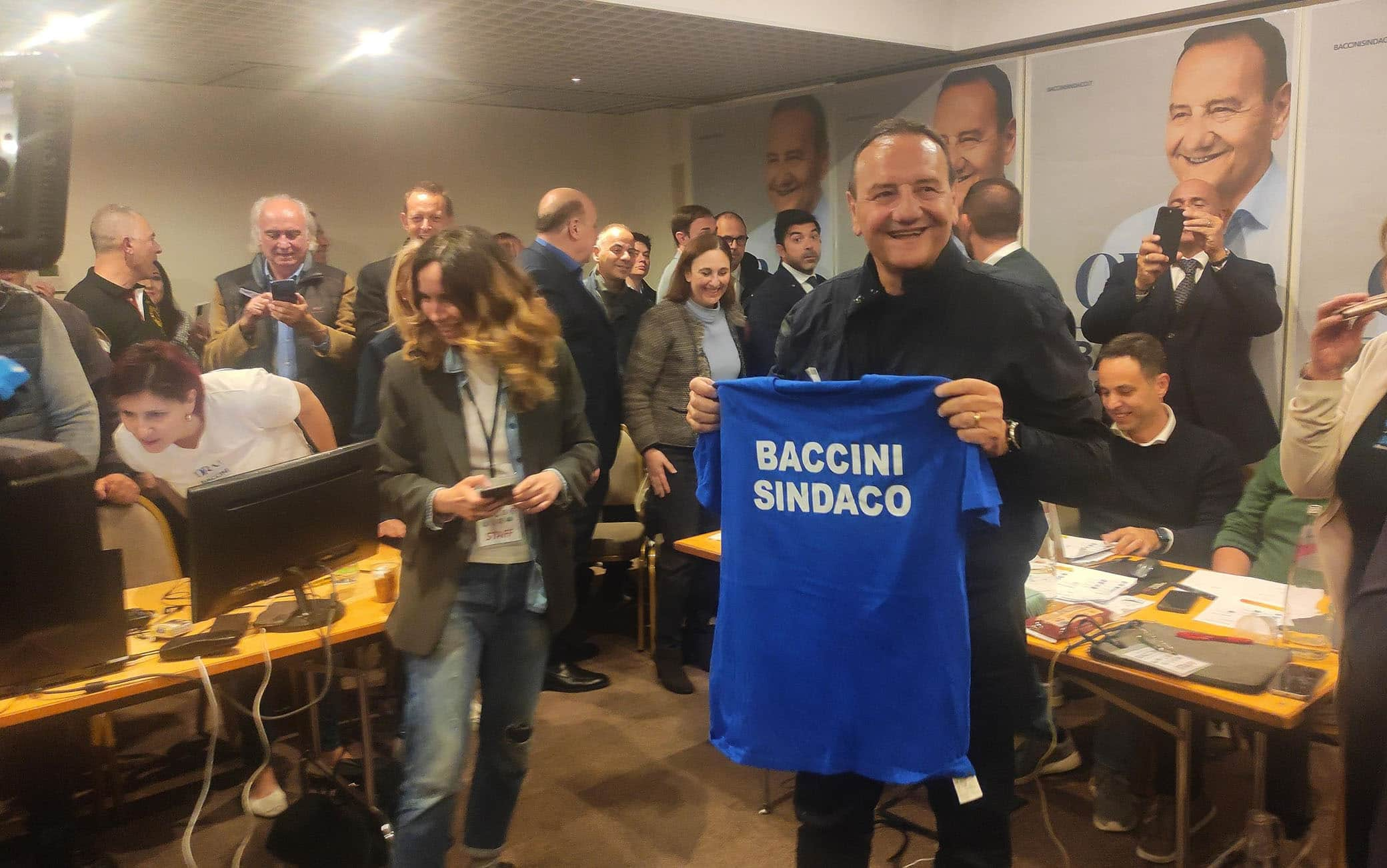 Il candidato sindaco del centrodestra a Fiumicino, Mario Baccini, 15 maggio 2023.
ANSA/TELENEWS