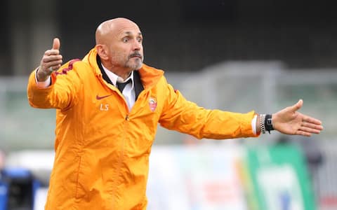 Roma's head coach Luciano Spalletti during the Italian Serie A soccer match AC Chievo vs AS Roma at Bentegodi stadium in Verona, Italy, 20 May 2017. ANSA/SIMONE VENEZIA