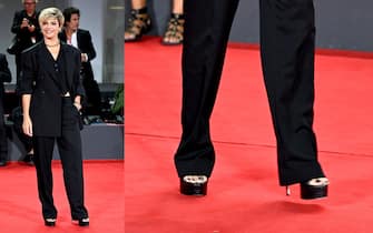 07_venezia_2023_red_carpet_scarpe_ipa - 1