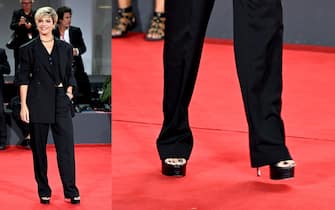 07_venezia_2023_red_carpet_scarpe_ipa - 1