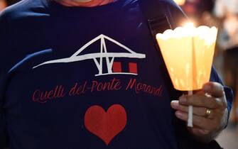 Genova, fiaccolate per le vittime del Ponte Morandi