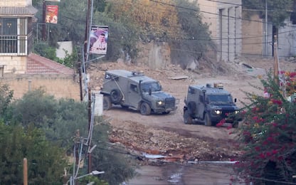 Israele-Hamas, bombe nel sud del Libano: “Colpiti siti Hezbollah” LIVE