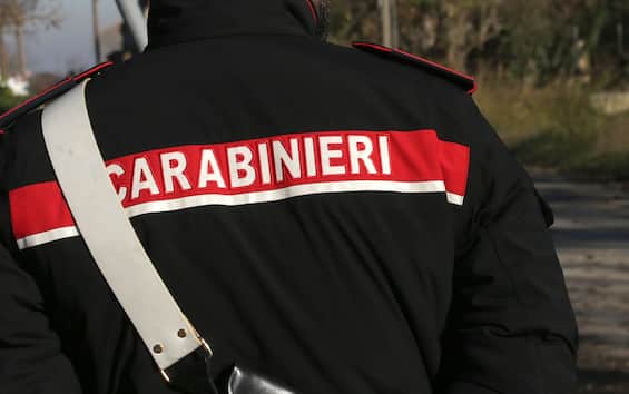 Varese, fermati due carabinieri per l