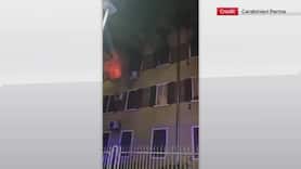 Incendio Parma, appartamento in fiamme: salvi donna e figli