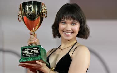 US actress Cailee Spaeny holds the Volpi Cup (Coppa Volpi) Award for Best Actress for her performance in the movie Priscilla during the closing ceremony of the 80th annual Venice International Film Festival, in Venice, Italy, 09 September 2023. The 80th edition of the Venice Film Festival runs from 30 August to 09 September 2023.   ANSA/ETTORE FERRARI