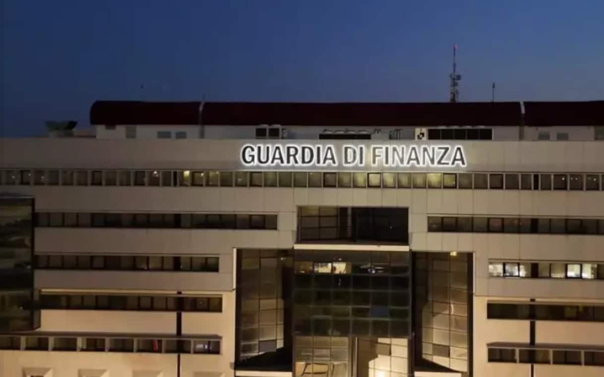 Il sindaco di Modugno Nicola Bonasia indagato per voto di scambio