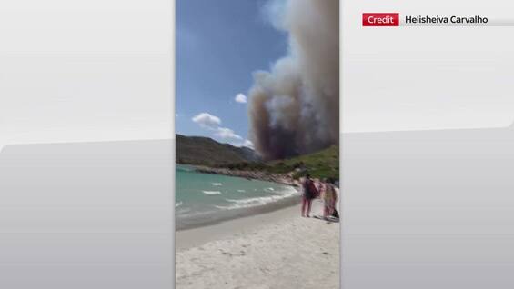 incendio punta molentis decine di bagnanti salvati via mare