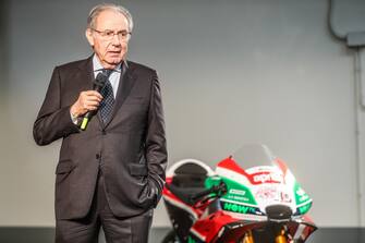 Roberto Colaninno alla presentazione della squadra Aprilia Racing per la stagione MotoGP 2018 a Scorzè, 8 marzo 2018. ANSA/UFFICIO STAMPA APRILIA ++ NO SALES, EDITORIAL USE ONLY ++