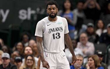 NAJI MARSHALL SFIORA LA TRIPLA DOPPIA