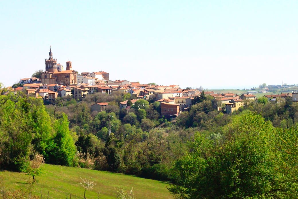 Camagna_Monferrato._Foto_di_Fa_Trinca_su_Unsplash_(1).jpg