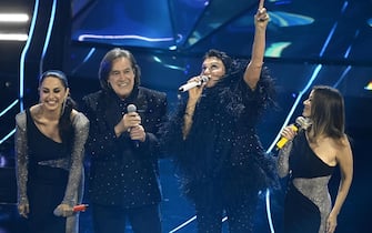 Italian duo Ricchi e Poveri with Italian singers Chiara and Paola perform on stage at the Ariston theatre during the 74th Sanremo Italian Song Festival in Sanremo, Italy, 09 February 2024. The music festival runs from 06 to 10 February 2024.   ANSA/RICCARDO ANTIMIANI