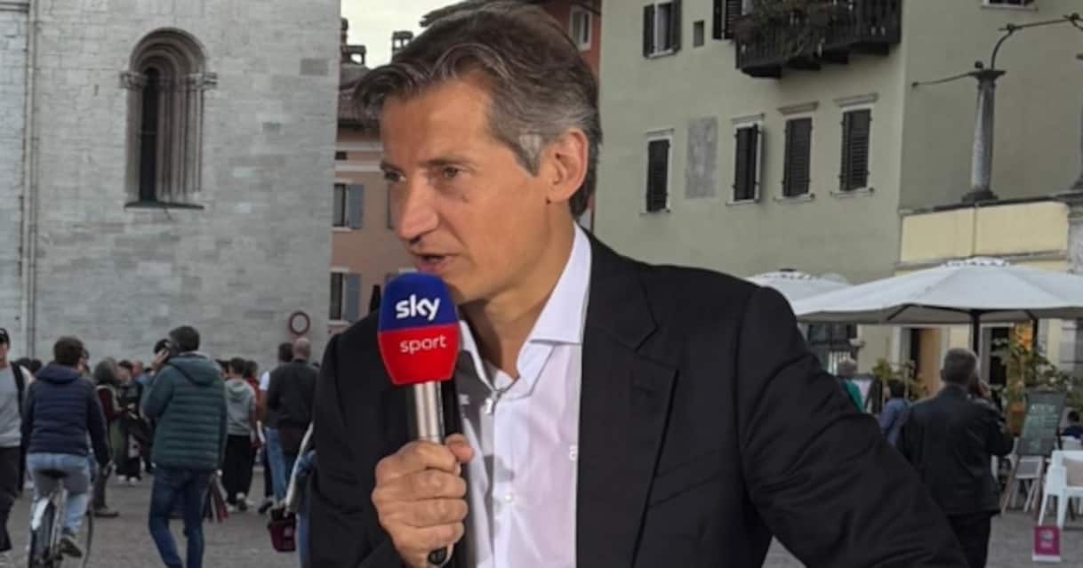https://static.sky.it/editorialimages/9bd9b2c09e9903474359205a046d903ae92d9570/skysport/it/motori/motogp/video/2025/10/10/rivola-aprilia-bezzecchi-martin-intervista-1042403/rivola_trento_og.jpg?im=Resize,width=1218
