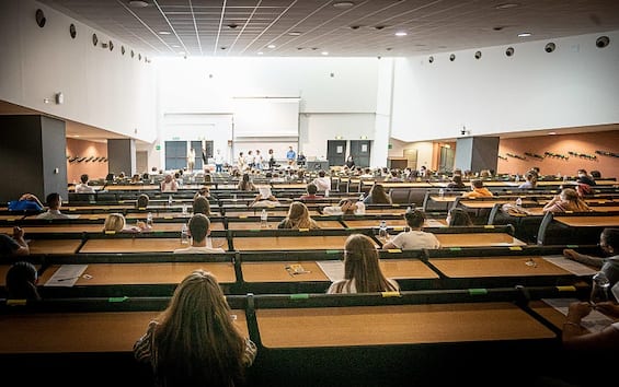 Università, addio al test di ingresso alla facoltà di Medicina. Ecco le novità per il 2025