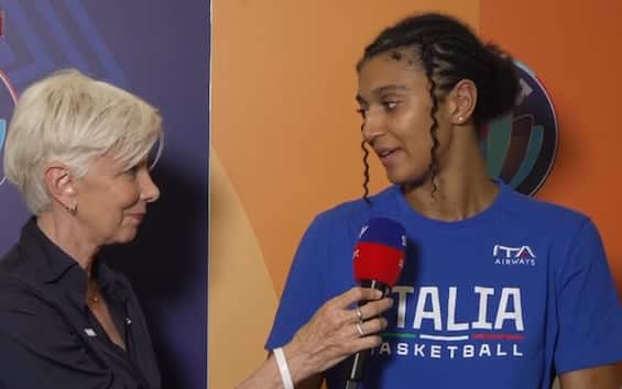 https://static.sky.it/editorialimages/9c2241418eb11aabee8d1ac0235015042c376448/skysport/it/basket/video/2025/06/20/keys-italia-basket-femminile-intervista/keys_intervista.jpg?im=Resize,width=565