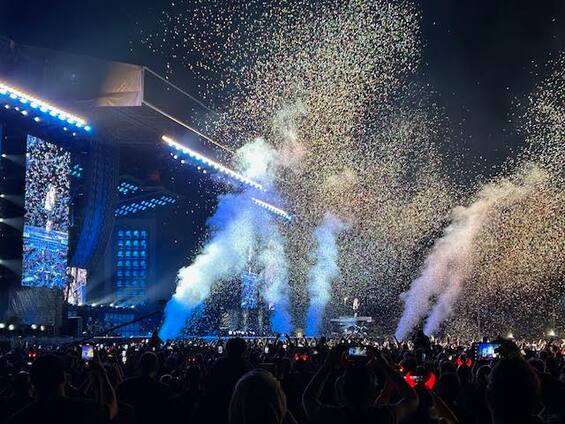 Ac/Dc in concerto, la lunga notte Rock della RCF Arena Reggio Emilia I ...