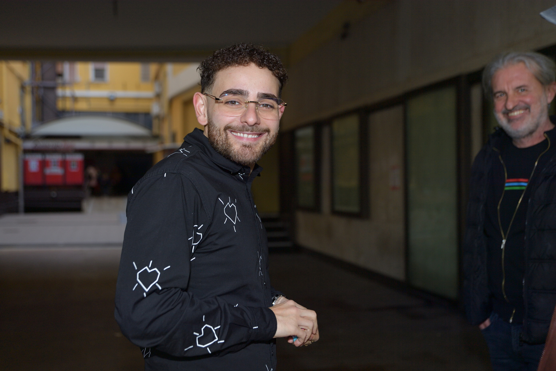 Che Posto Ha Fatto Rocco Hunt A Sanremo Chi è Rocco Hunt, a Sanremo 2025 con Mille volte ancora: nel 2014 vinse