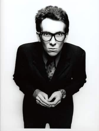 UNITED KINGDOM - JANUARY 01:  Photo of Elvis COSTELLO; (approx 1978)  (Photo by Chris Gabrin/Redferns)