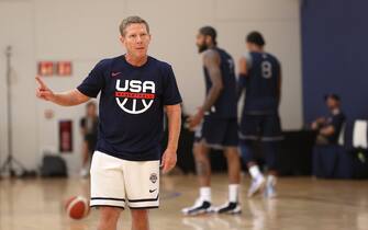 MALAGA, SPAIN - AUGUST 11:  Mark Few of USA Basketball Men's National Team during practice on August 11, 2023 at Pabellon Training Center Higueron in Malaga, Spain. NOTE TO USER: User expressly acknowledges and agrees that, by downloading and/or using this Photograph, user is consenting to the terms and conditions of the Getty Images License Agreement. Mandatory Copyright Notice: Copyright 2023 NBAE (Photo by Joe Murphy/NBAE via Getty Images)