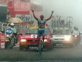 16 JUL 1995:  MARCO PANTANI OF ITALY WINS STAGE 14 OF THE TOUR DE FRANCE FROM SAINT-ORENS DE GAMEVILLE TO GUZET-NEIGE.  Mandatory Credit: Phil Cole/ALLSPORT