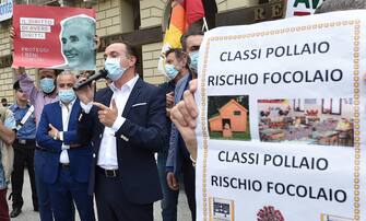 ISTRUZIONE: MANIFESTAZIONE "PRIORITA' ALLA SCUOLA"