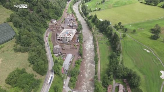 maltempo in alto adige frane e famiglie evacuate