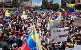 epa11553291 Venezuelan citizens gather to participate in a protest against the official results of Venezuela's presidential elections in Bogota, Colombia, 17 August 2024. The Venezuelan National Electoral Council (CNE) ratified the victory of Nicolas Maduro in Venezuela's presidential elections held on 28 July 2024, while the opposition have been protesting against the official results claiming the victory of Edmundo Gonzalez Urrutia.  EPA/CARLOS ORTEGA