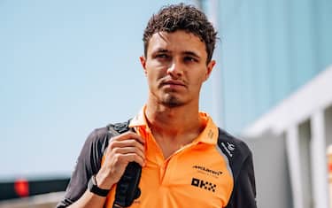 PRIMA FILA - 1) LANDO NORRIS (McLaren) pole position in 1:03.971