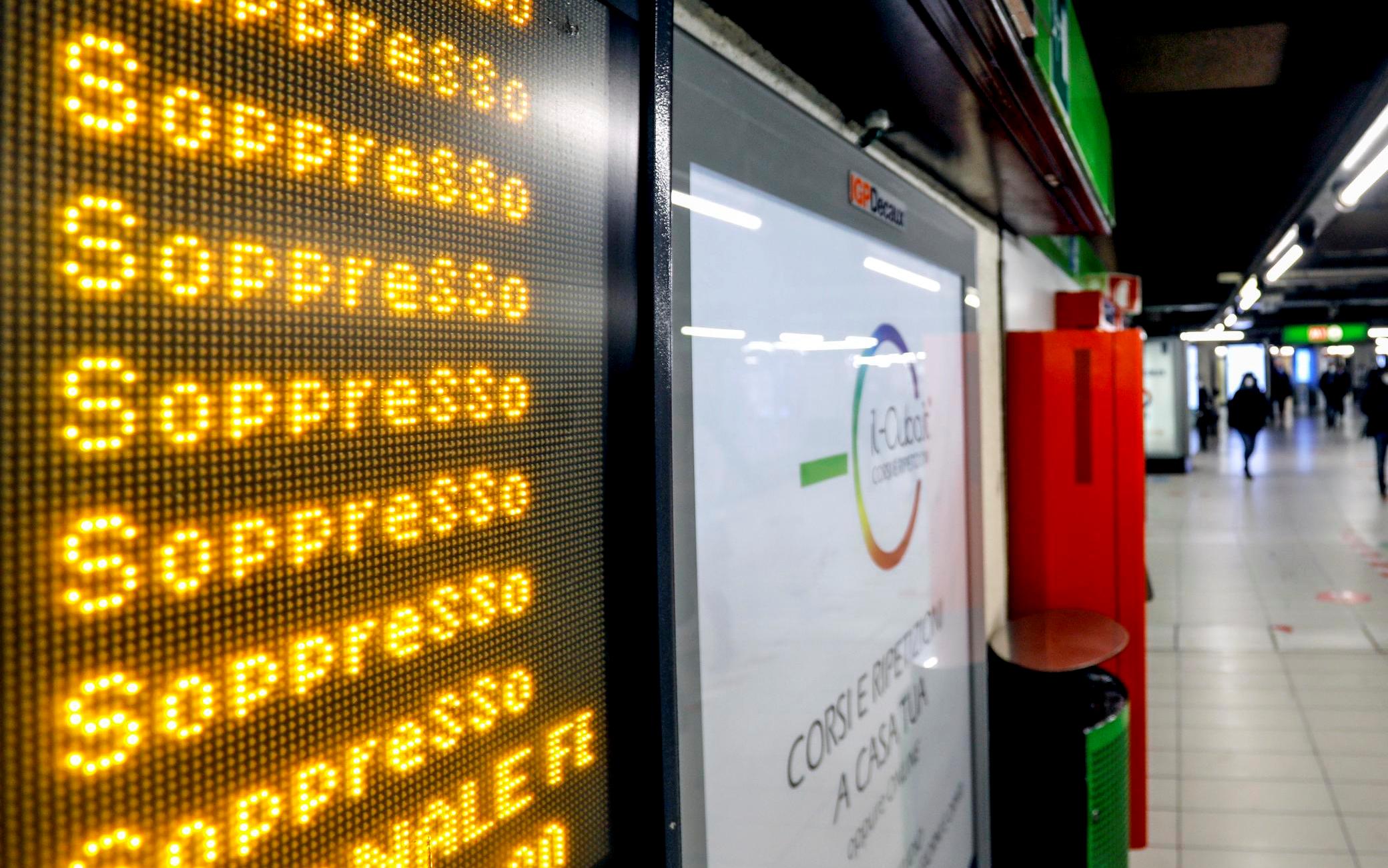Sciopero 24 gennaio, disagi per bus e metro in molte città Sky TG24