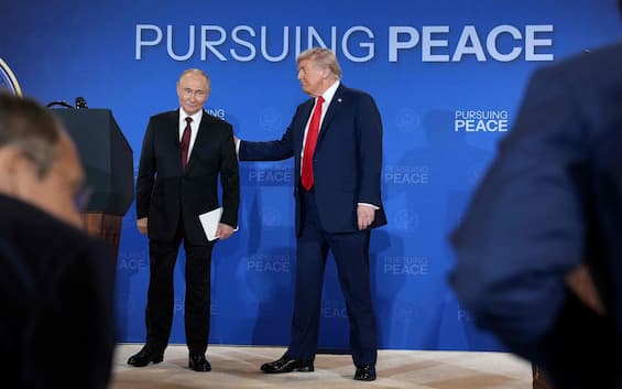 Ft: 'Putin ha chiesto a Trump il ritiro di Kiev dal Donetsk'
