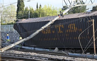 La circolazione ferroviaria e ‘ interrotta oggi tra Firenze e Bologna a causa del deragliamento di alcuni carri  di un treno merci nella Stazione di Firenze Castello   Firenze  20 Aprile  2023  ANSA/CLAUDIO GIOVANNINI