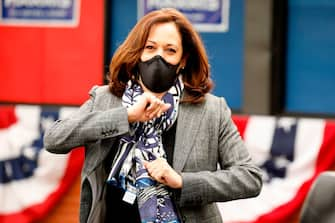 Democratic Vice Presidential Nominee Senator Kamala Harris (D-CA) gestures outside Headliners Barbershop on September 22, 2020 in Detroit, Michigan. (Photo by JEFF KOWALSKY / AFP) (Photo by JEFF KOWALSKY/AFP via Getty Images)