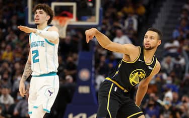 IL MIGLIOR TIRATORE DELL'ANNO: STEPH CURRY