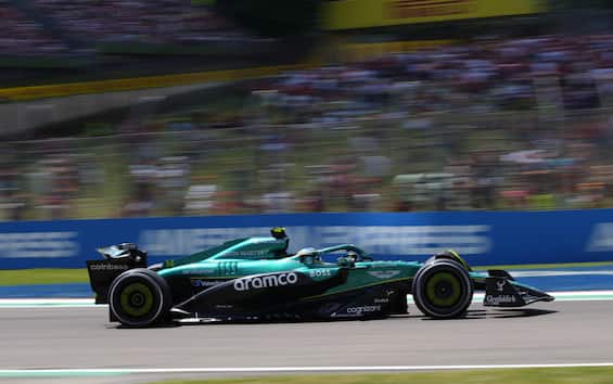 https://static.sky.it/editorialimages/a05042277f701b99004a80aec5ecedeec83c874d/skysport/it/motori/formula-1/video/2025/05/17/f1-gp-imola-piria-commento-video/alonso-ansa.jpeg?im=Resize,width=565