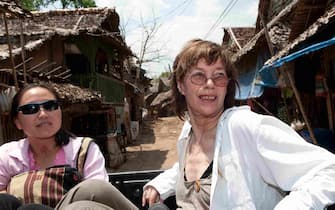 TAK PROVINCE, THAILAND - 2010/05/11: Jane Birkin, the British-French actress and singer who has been a Burma pro-democracy activist for over a decade, made a four-day trip along the Thai-Burma border where she visited several organizations and projects.
Birkin is entering Mae La, a camp sheltering some 40,000 refugees from Burma.

. (Photo by Thierry Falise/LightRocket via Getty Images)