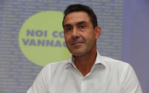 L'europarlamentare eletto con la Lega Roberto Vannacci durante la festa di 'Noi con Vannacci' a Viterbo, 19 settembre 2024. ANSA/ANTONIO NARDELLI
