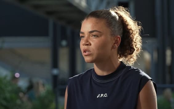 https://static.sky.it/editorialimages/a109a36cf7eeb6c9d654eb6f02510ad1f7b0d355/skysport/it/tennis/video/2025/05/07/paolini-wta-roma-intervista-video/paolini_screen.jpg?im=Resize,width=565