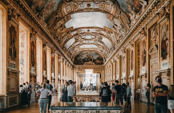 Louvre. Foto di DAT VO su Unsplash