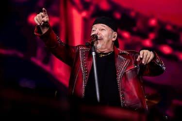 ROME - ITALY , JUNE 12 : Italian Singer Vasco Rossi performs on June 12, 2022 in Rome, Italy. (Photo by Roberto Panucci/Corbis via Getty Images)