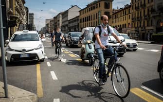 Sempre al centro delle polemiche la nuova pista ciclabile in cor