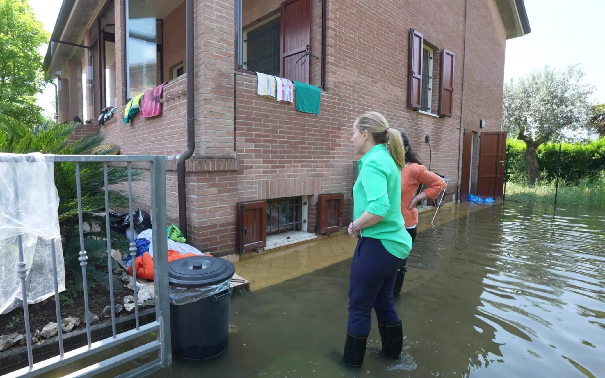 Alluvione Emilia-Romagna, Giorgia Meloni Nelle Zone Devastate Dal ...